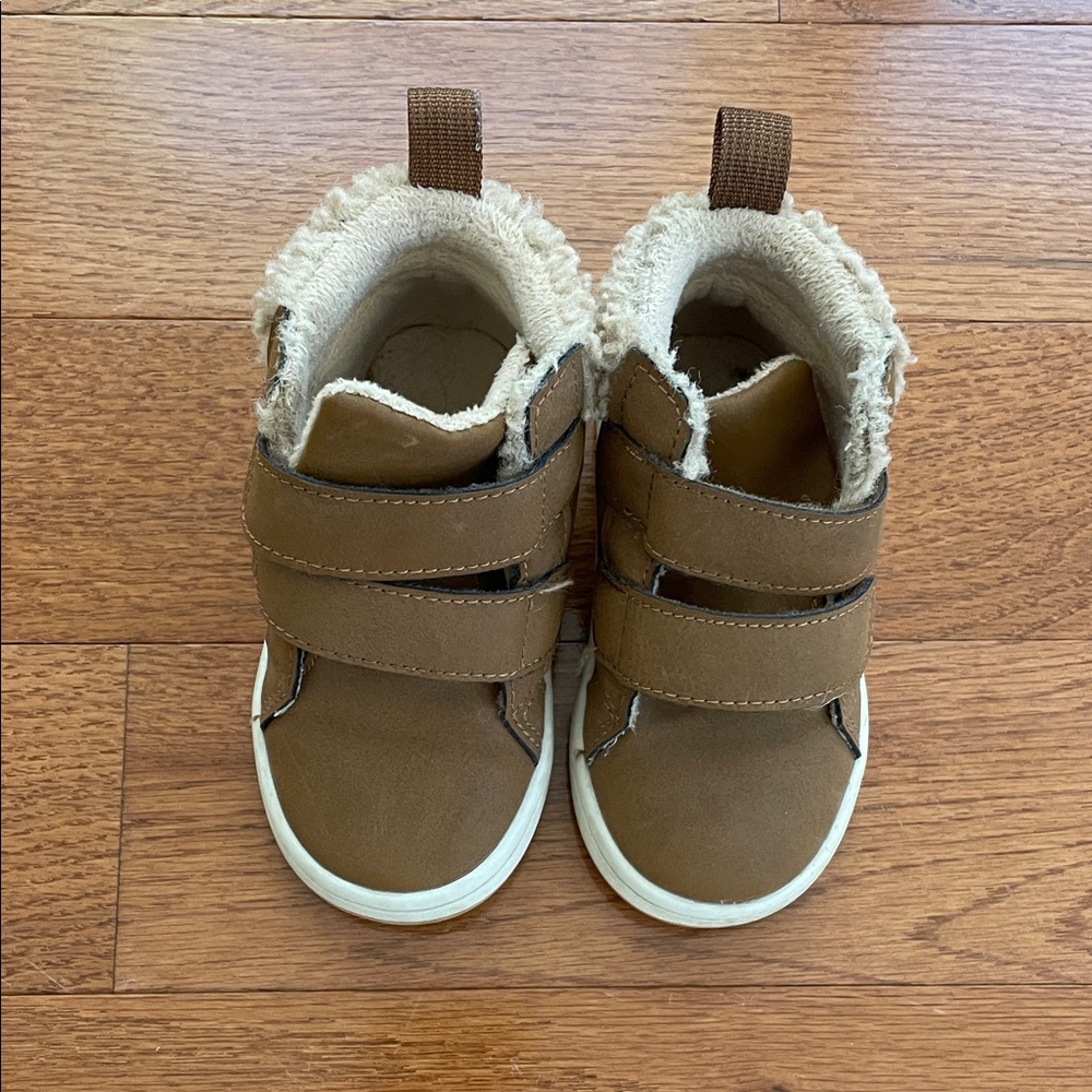 Cozy Brown Kids Boots with Fleece Lining